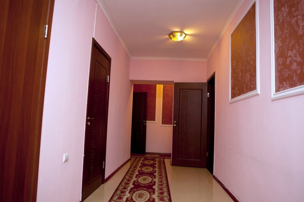 Renion Zyliha Hotel Almaty Ngoại thất bức ảnh